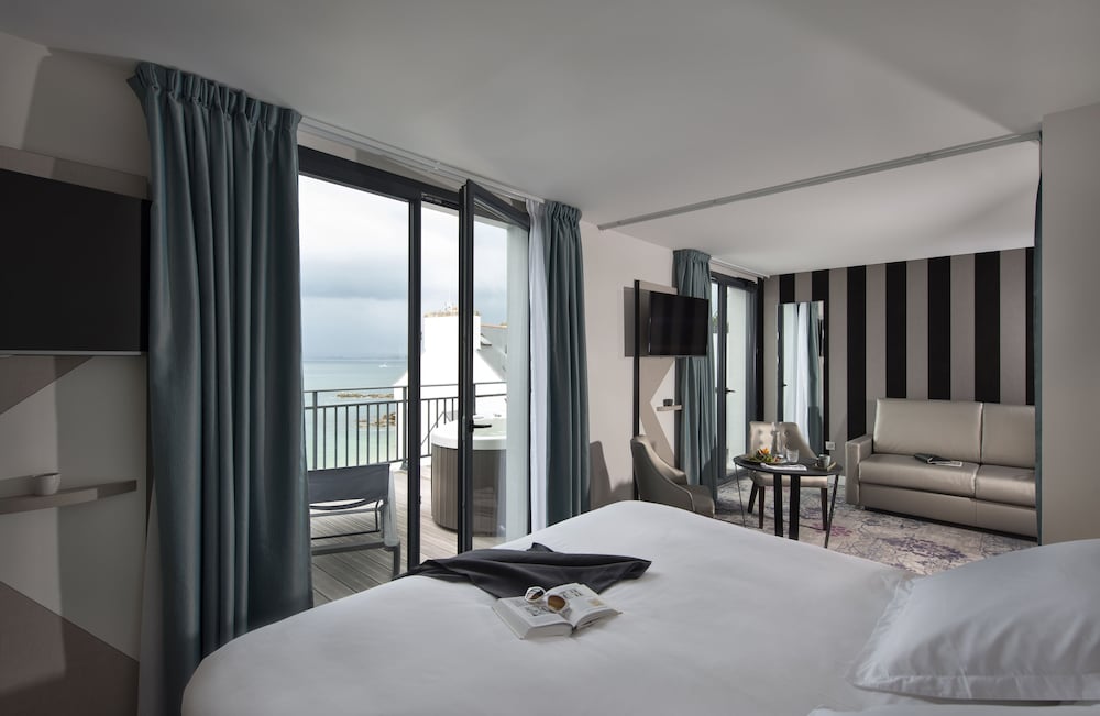 hotel valdys thalasso and spa la baie
