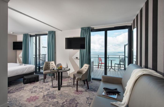 hotel valdys thalasso and spa la baie