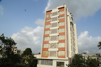 the altruist business hotel andheri