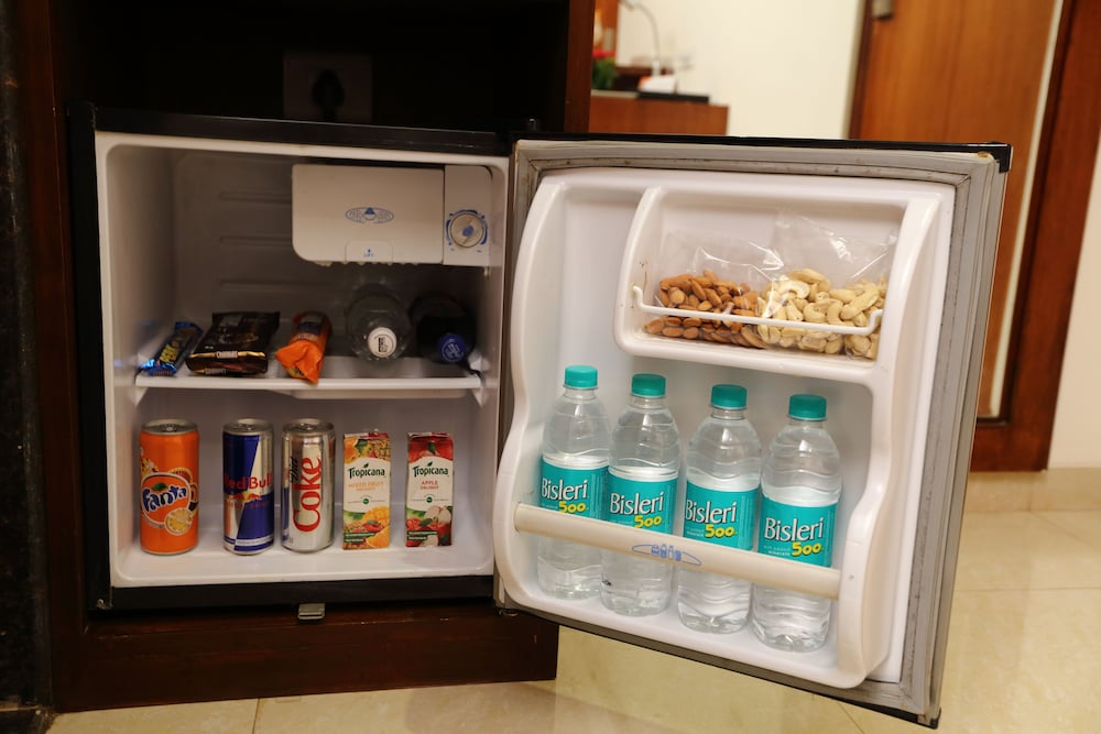 the altruist business hotel andheri