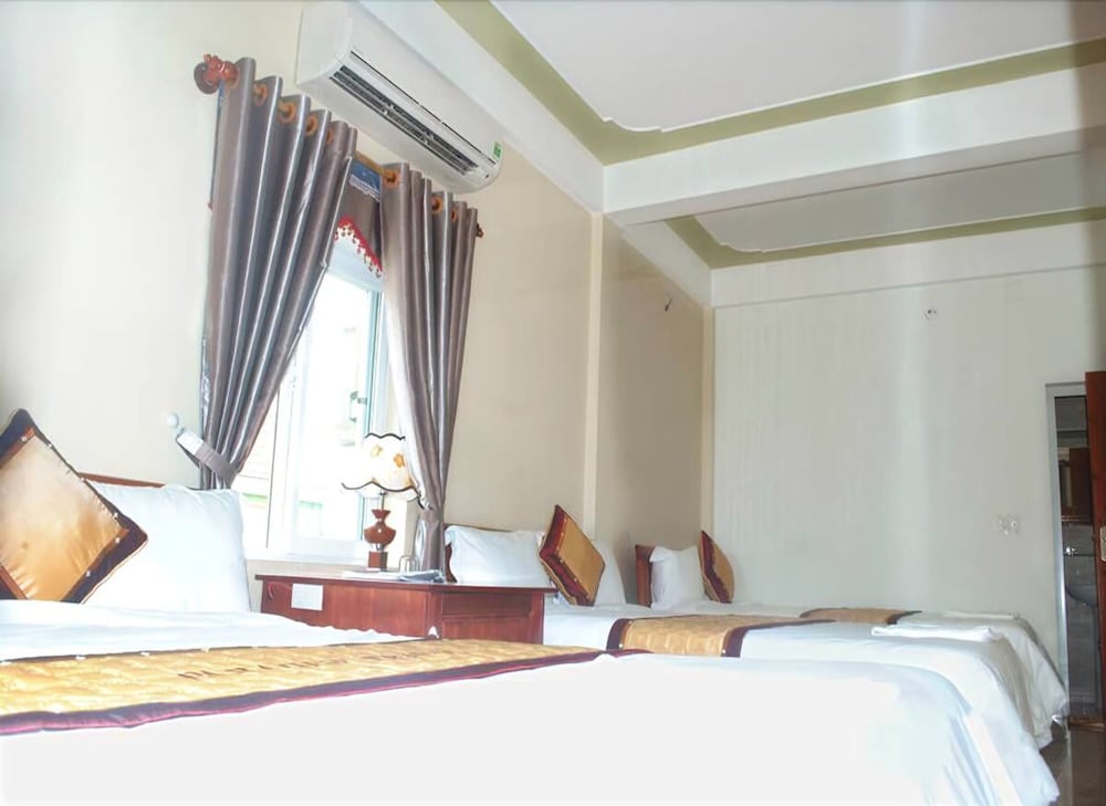 paradise hotel