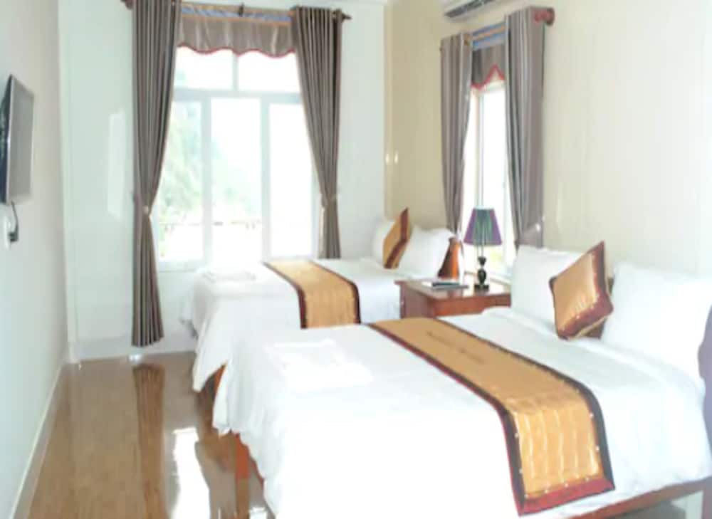 paradise hotel