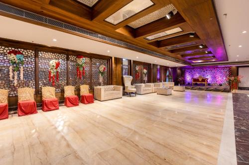 hotel lotus paradise