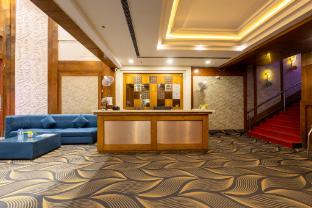 hotel lotus paradise