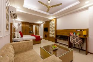 hotel lotus paradise