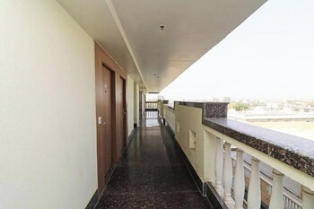 hotel lotus paradise