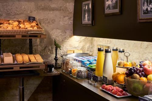 r kipling hotel by happyculture