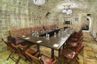 r kipling hotel by happyculture