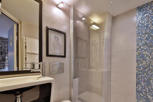 r kipling hotel by happyculture