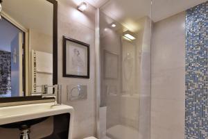 r kipling hotel by happyculture