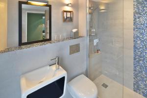 r kipling hotel by happyculture