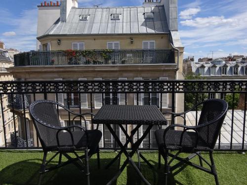 r kipling hotel by happyculture