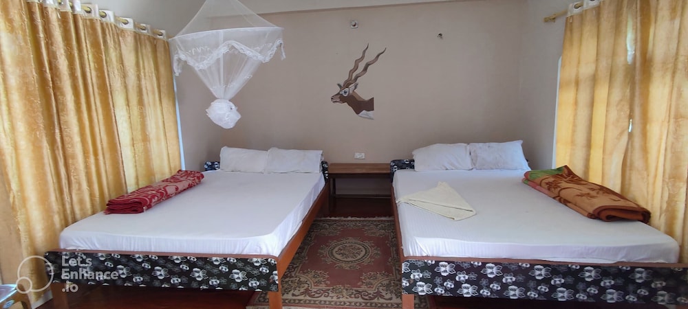 bardia jungle cottage