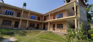 bardia jungle cottage
