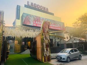 Hotel Lagoona And Banquet Hall,,3 star