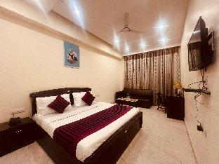 hotel lagoona and banquet hall