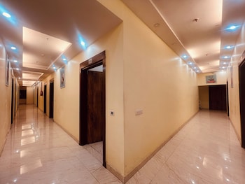 hotel lagoona and banquet hall