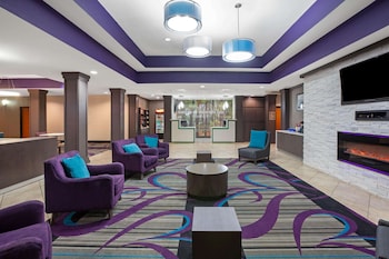La Quinta Inn & Suites By Wyndham Pasadena North,Houston County>>Downtown Houston,3 star