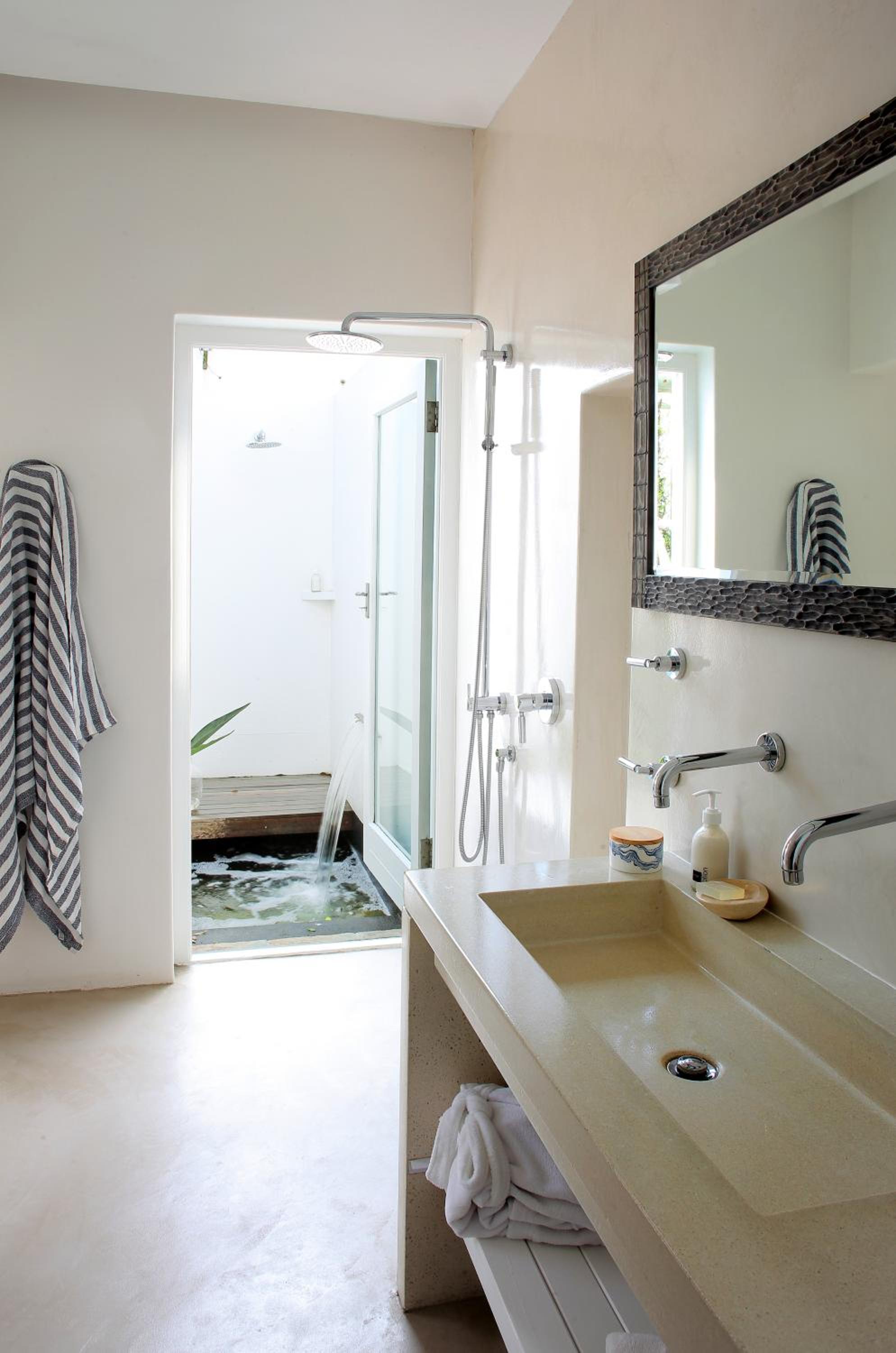 strandloper ocean boutique hotel