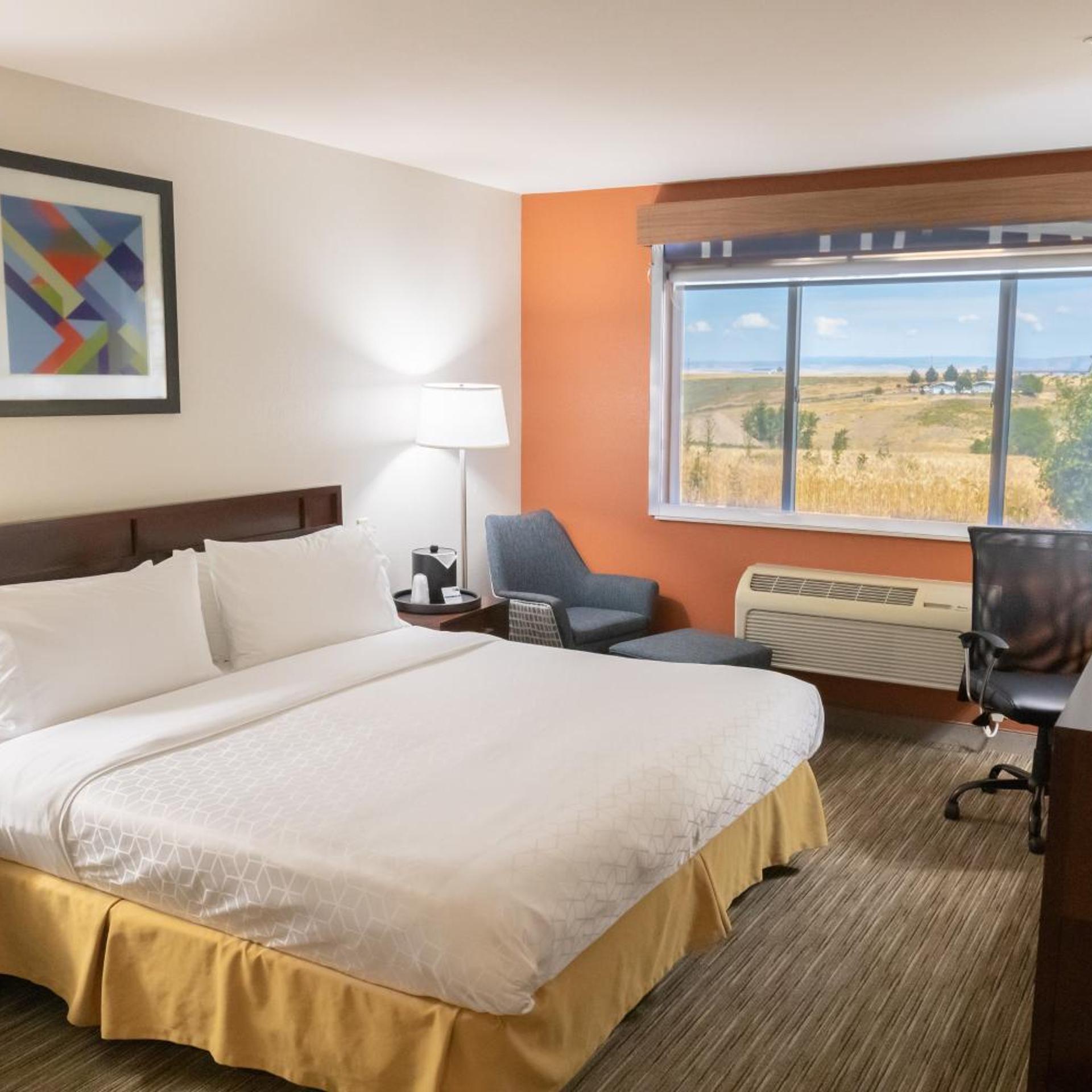 holiday inn express pendleton by ihg