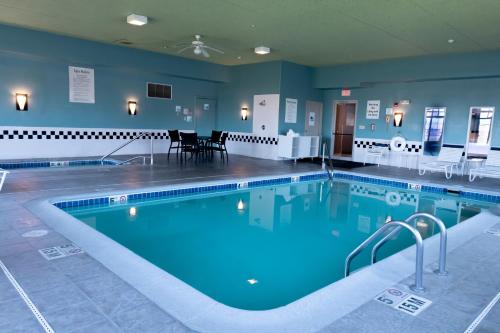 holiday inn express pendleton by ihg