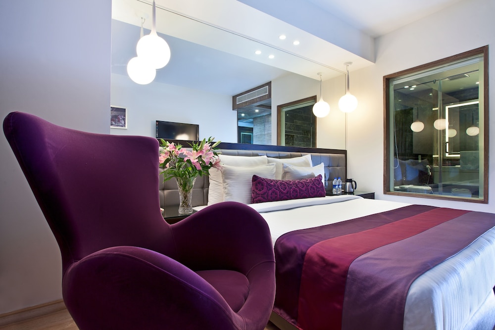 the altius a boutique hotel