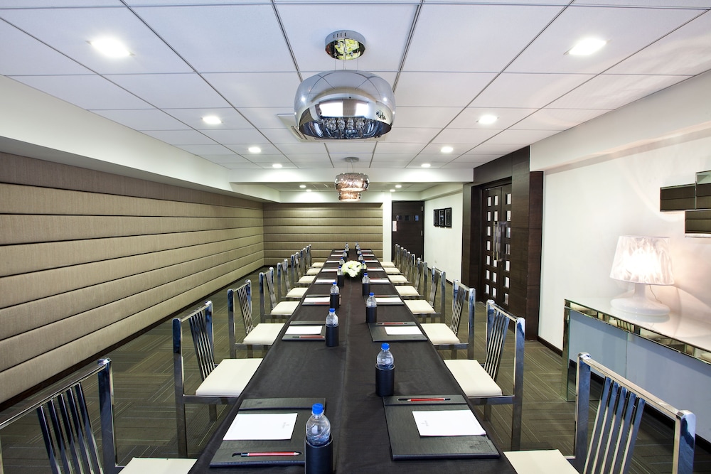 the altius a boutique hotel