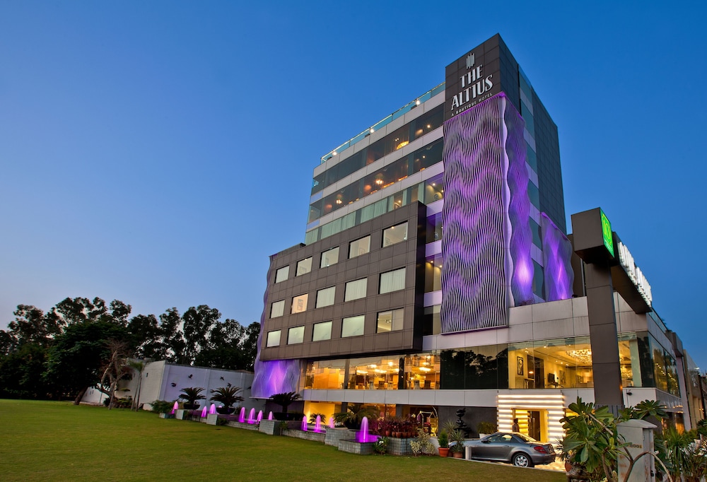 the altius a boutique hotel