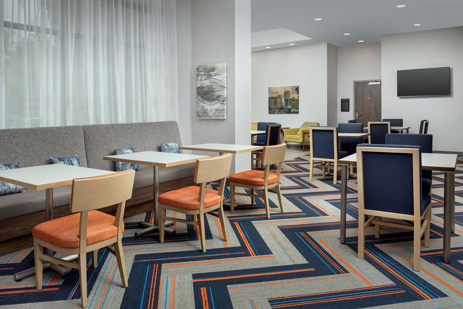 hampton inn baltimore downtown convention center