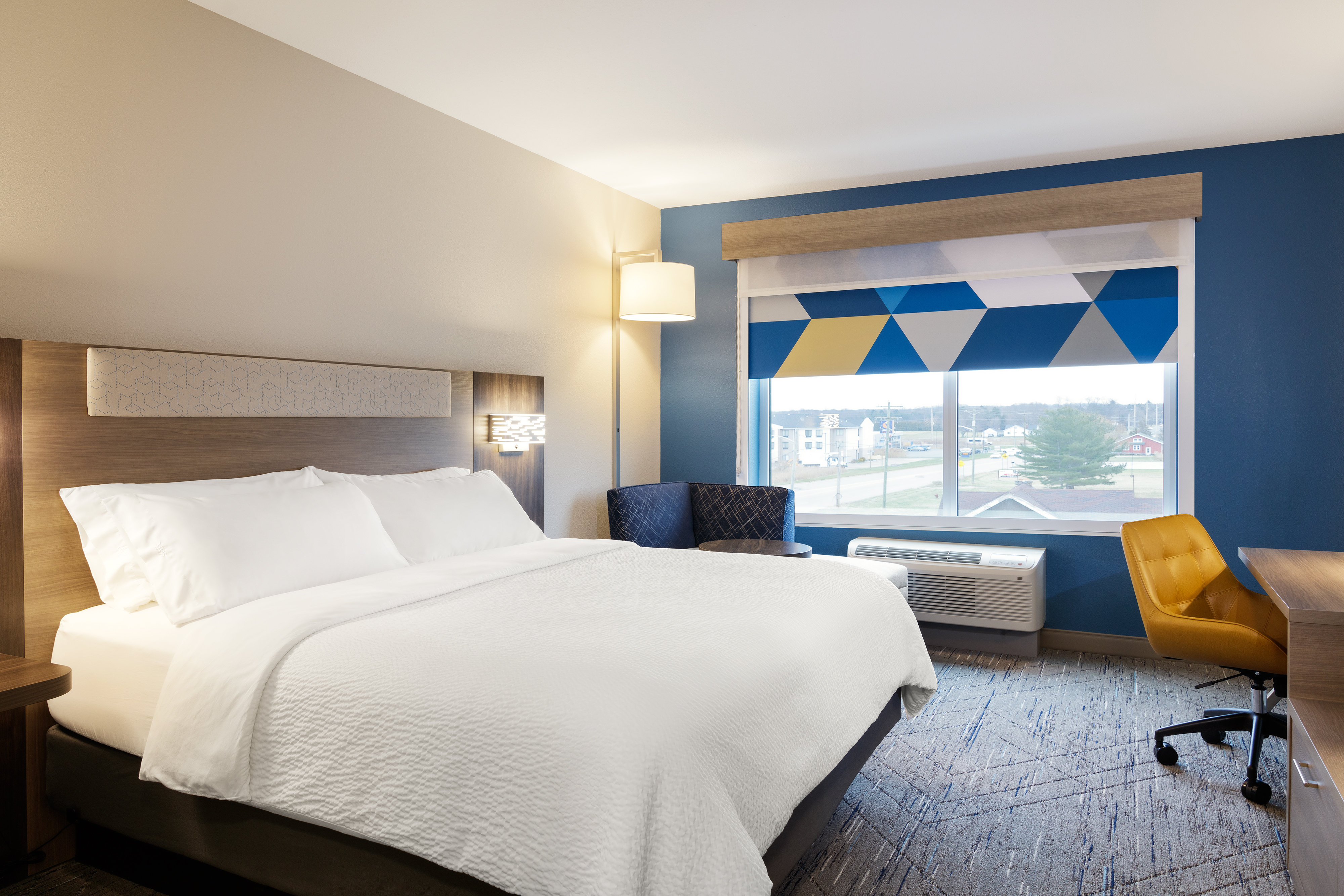 holiday inn express baltimore at the stadiums by ihg