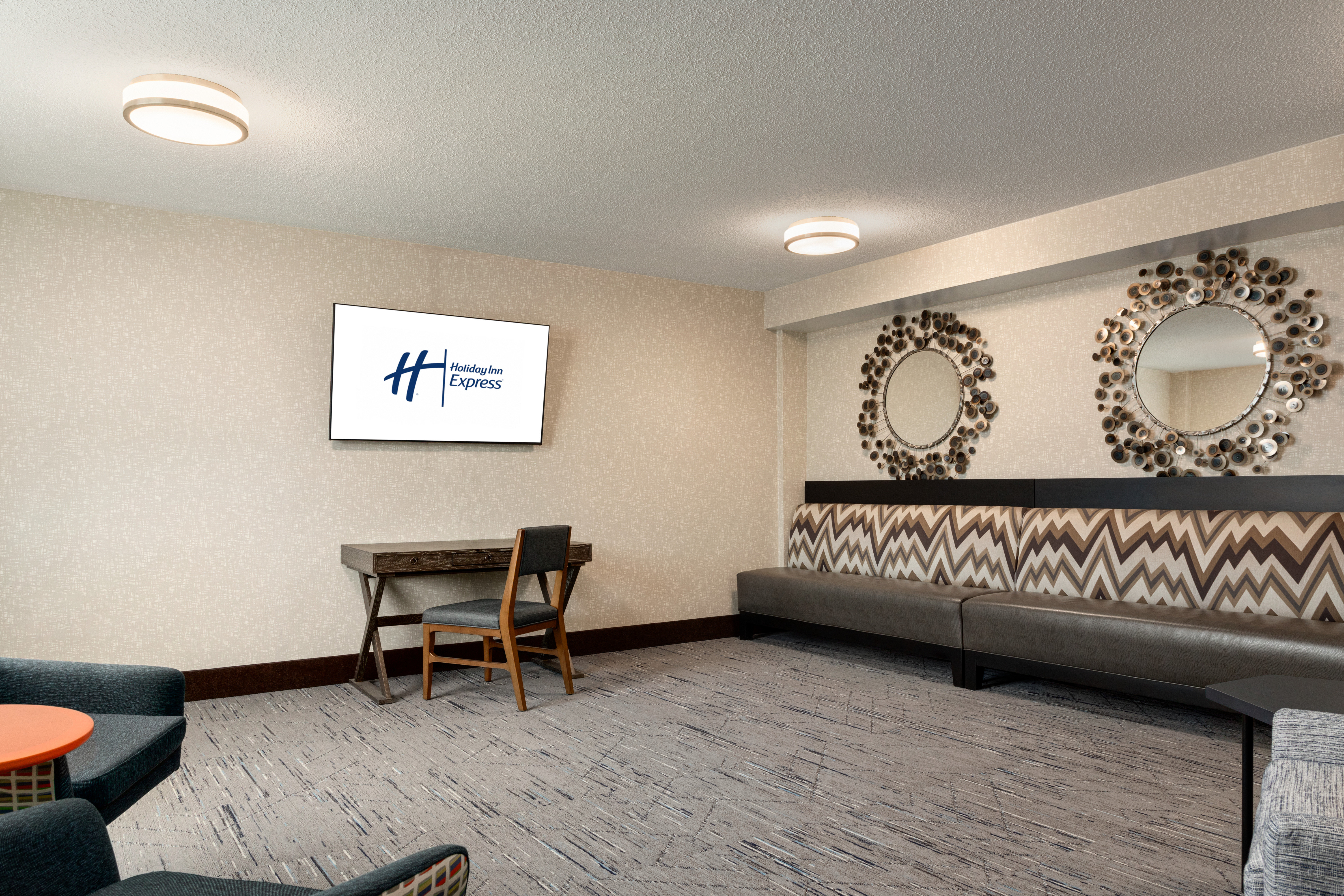holiday inn express baltimore at the stadiums by ihg