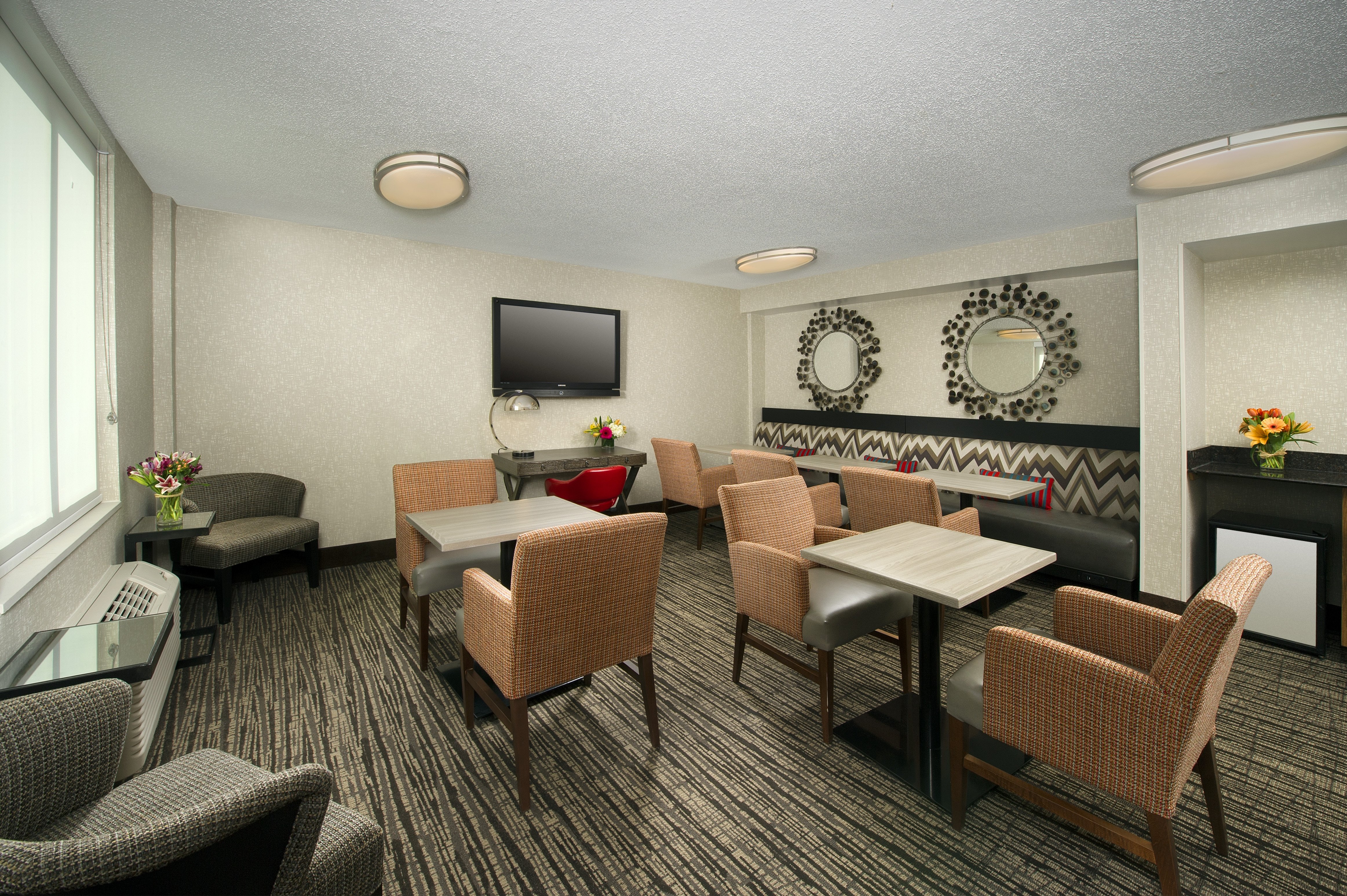 holiday inn express baltimore at the stadiums by ihg