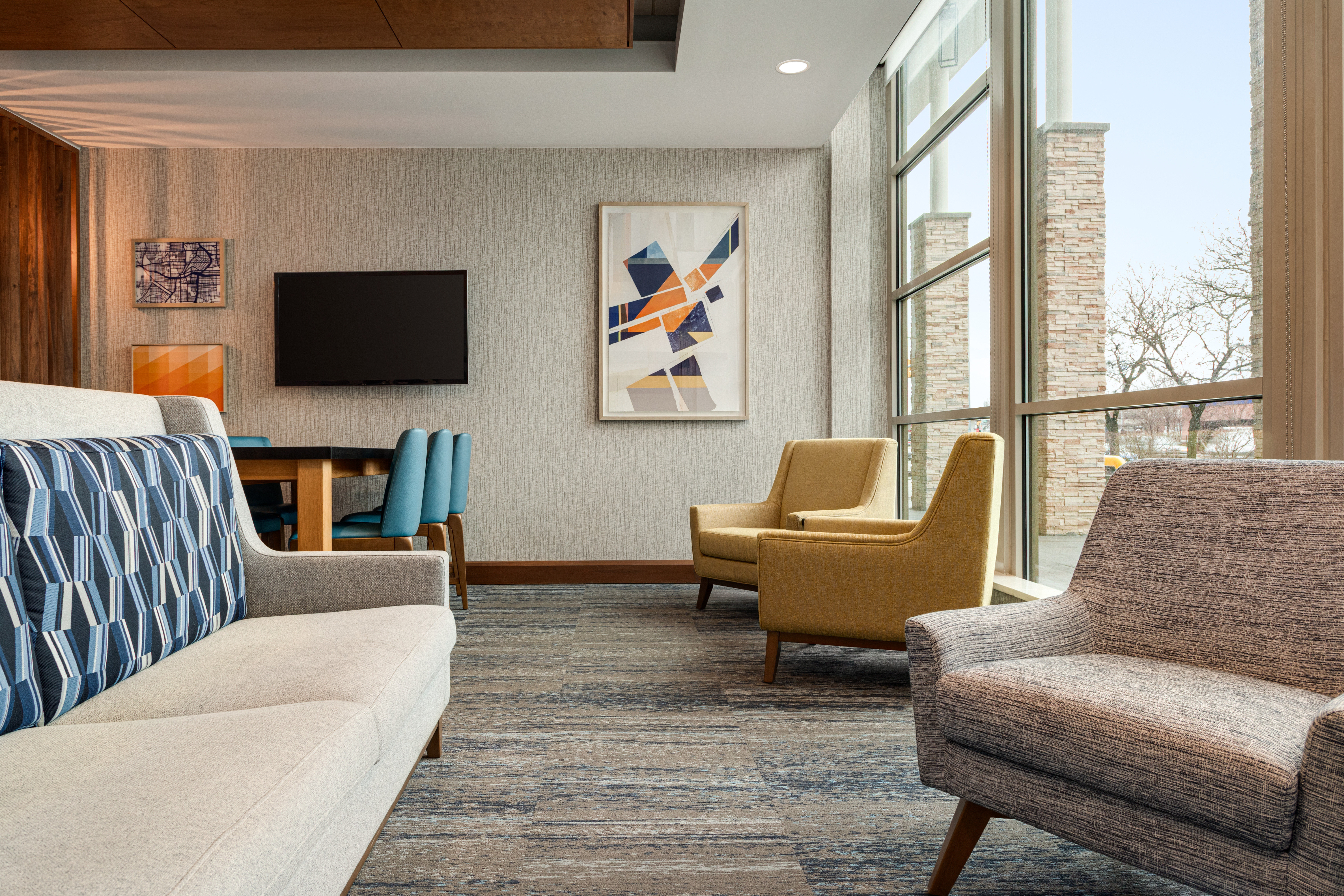 holiday inn express baltimore at the stadiums by ihg