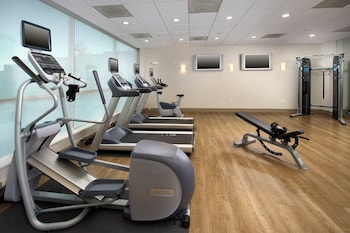 Holiday Inn Express Baltimore At The Stadiums By Ihg,Hawkins Point>>Baltimore,3 star