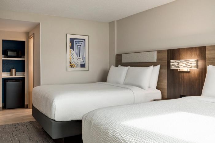 holiday inn express baltimore at the stadiums by ihg