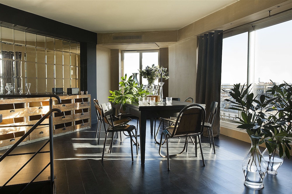 hotel le chat noir