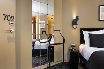 hotel le chat noir