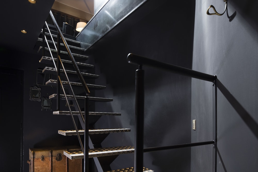 hotel le chat noir