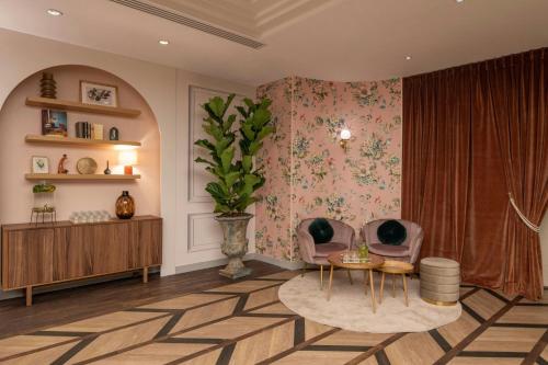 renaissance paris nobel tour eiffel hotel