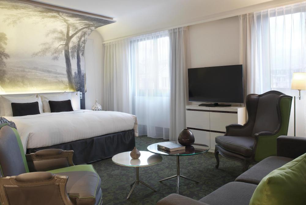 renaissance paris nobel tour eiffel hotel