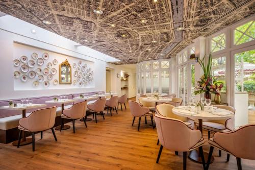 renaissance paris nobel tour eiffel hotel