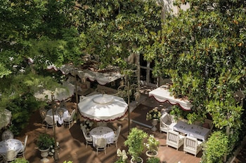 renaissance paris nobel tour eiffel hotel