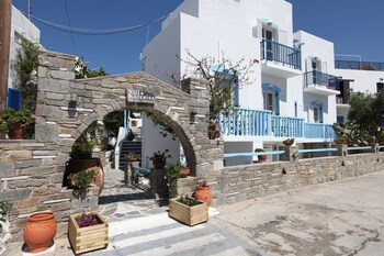 paros