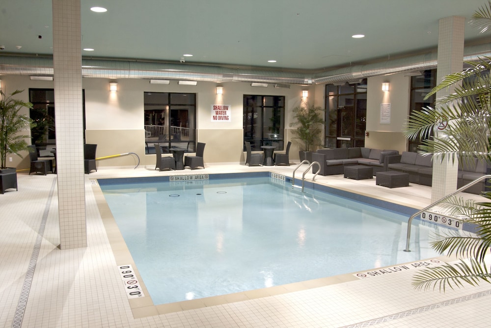 holiday inn express pembroke by ihg