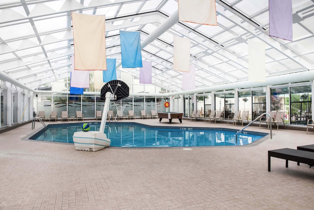 quality inn and conference centre