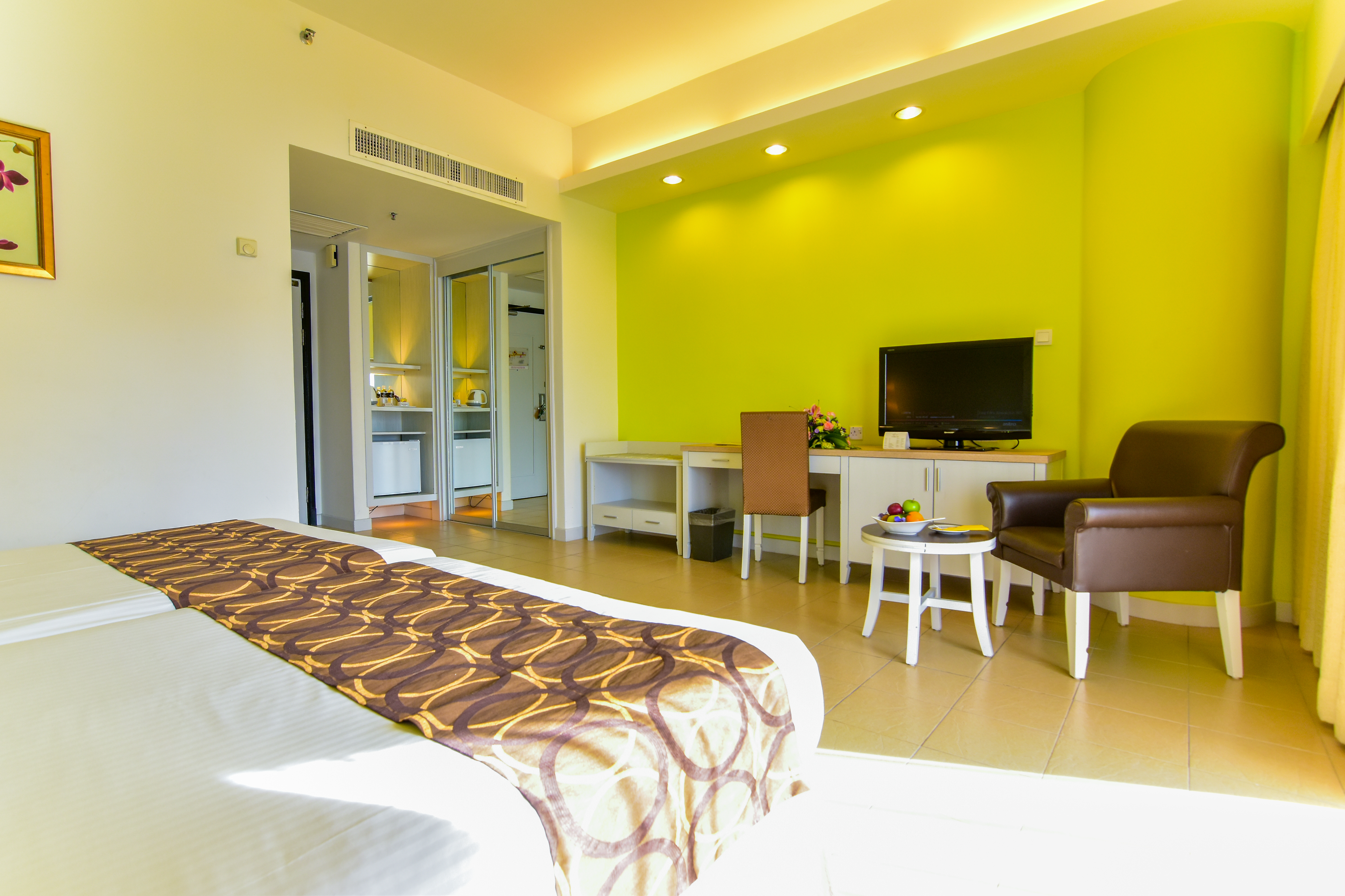 flamingo by the beach penang