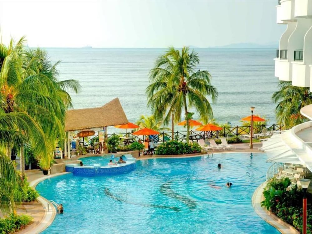 flamingo by the beach penang