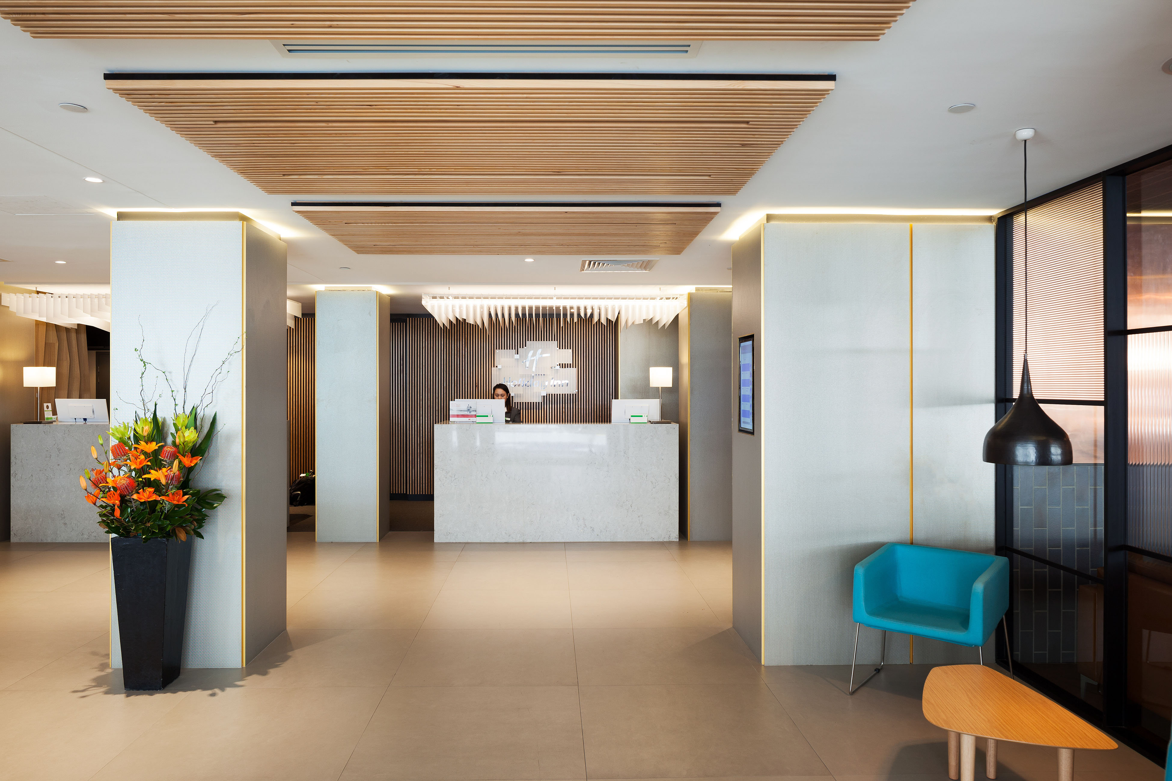 holiday inn perth city centre by ihg
