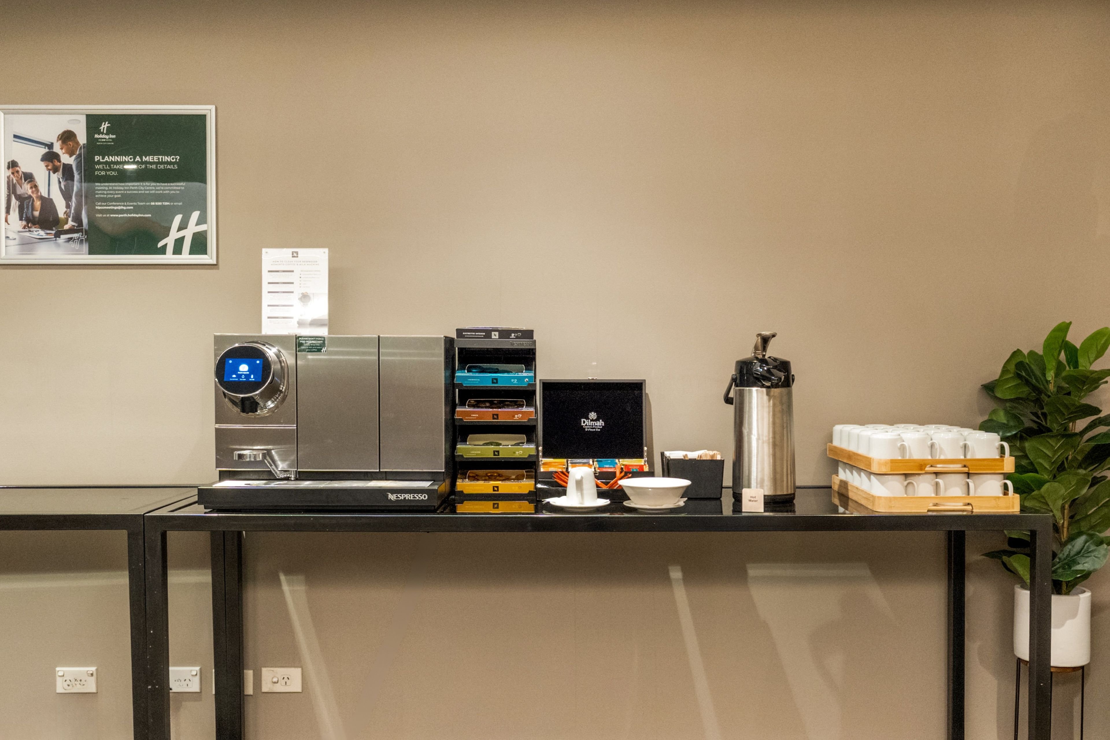 holiday inn perth city centre by ihg