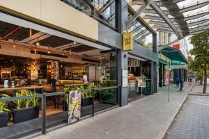 holiday inn perth city centre by ihg